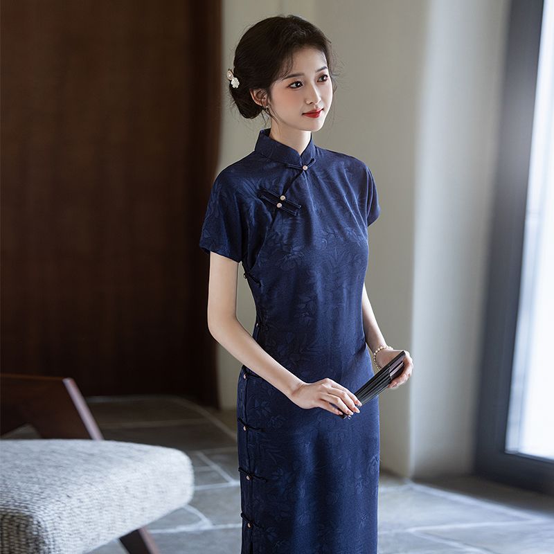 Blue ancient full-open cheongsam 2025 new spring and summer women's new Chinese-style improvement is beautiful, daily wear is simple and elegant