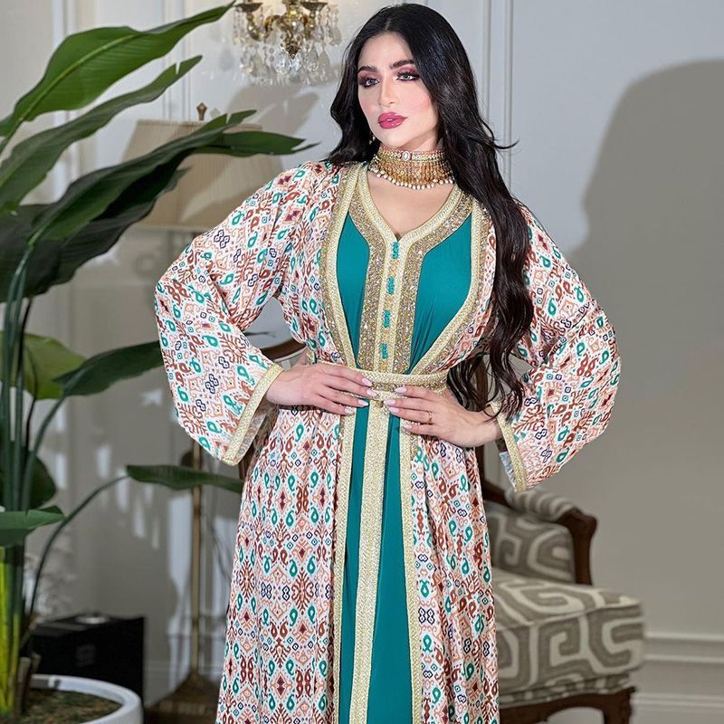 Turkey Dubai women's two-piece robe light luxury hot diamond Xinjiang dress skirt retro printing Arabic suit middle - AuraKin