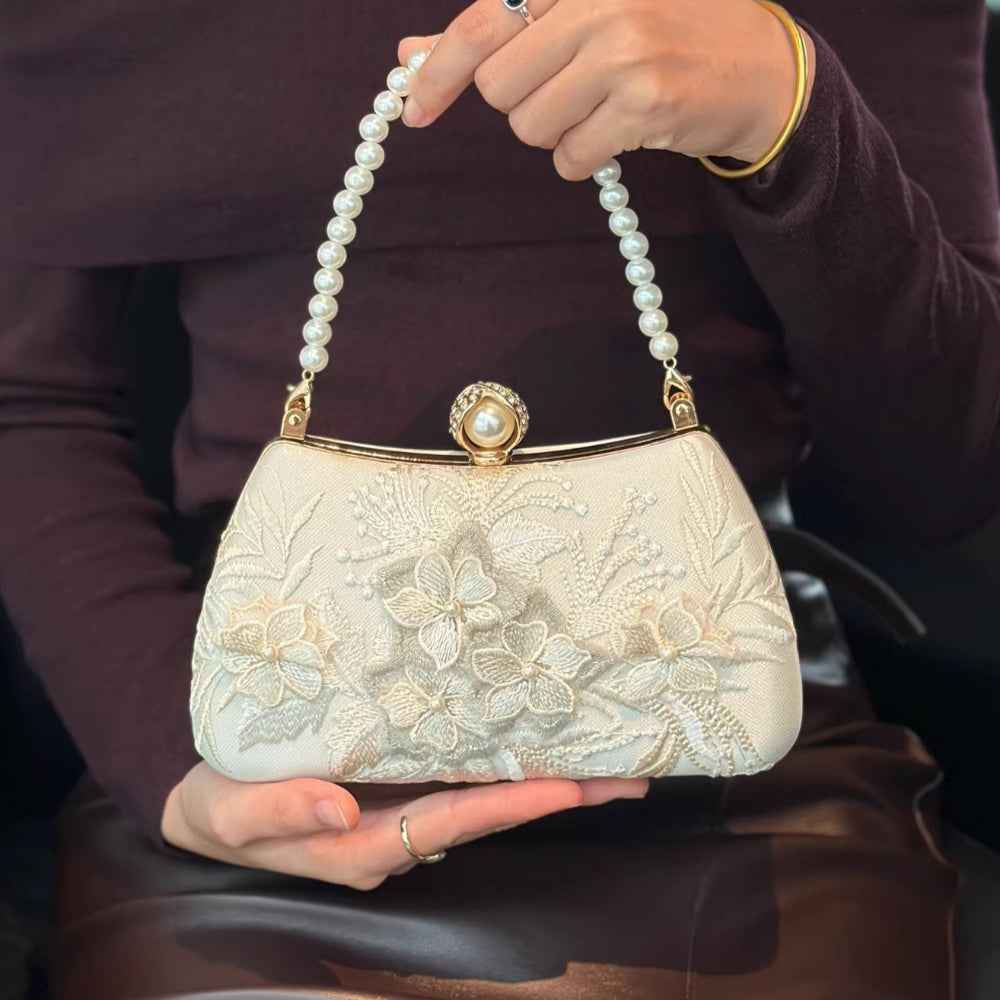 2026 New Fairy Hanfu Cheongsam Dress Chinese Retro Bag Embroidery Niche Dinner Bag Universal Women's Bag