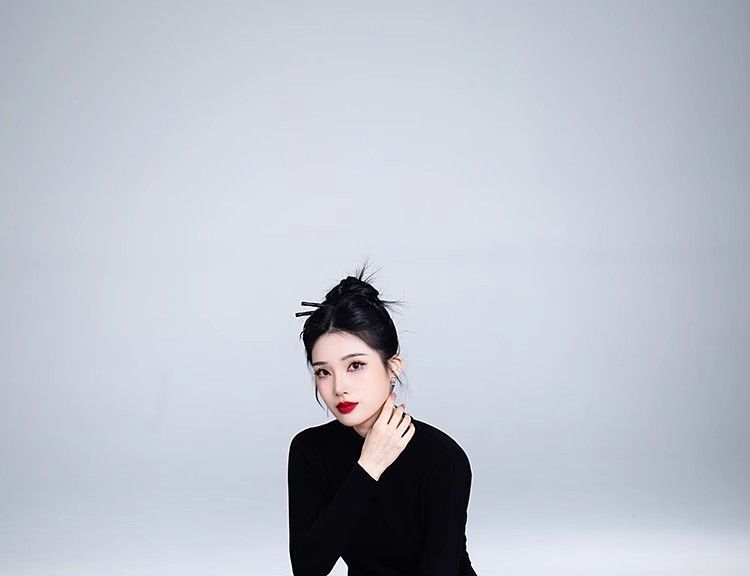 New Chinese style [Blue Peacock] Hanfu horse dress women's Chinese style improved skirt temperament high-end celebrity embroidery middle - AuraKin