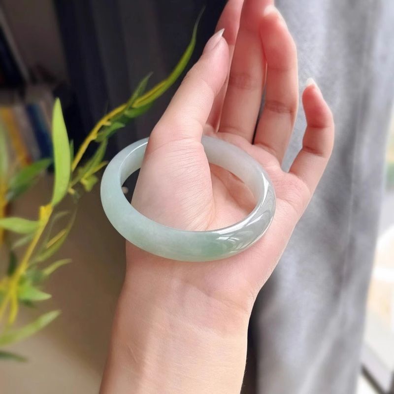 Aurakin Cui Yingchun Water High-end Myanmar Jadeite Bracelet Light Green Floating Flower Ice Seed - AuraKin