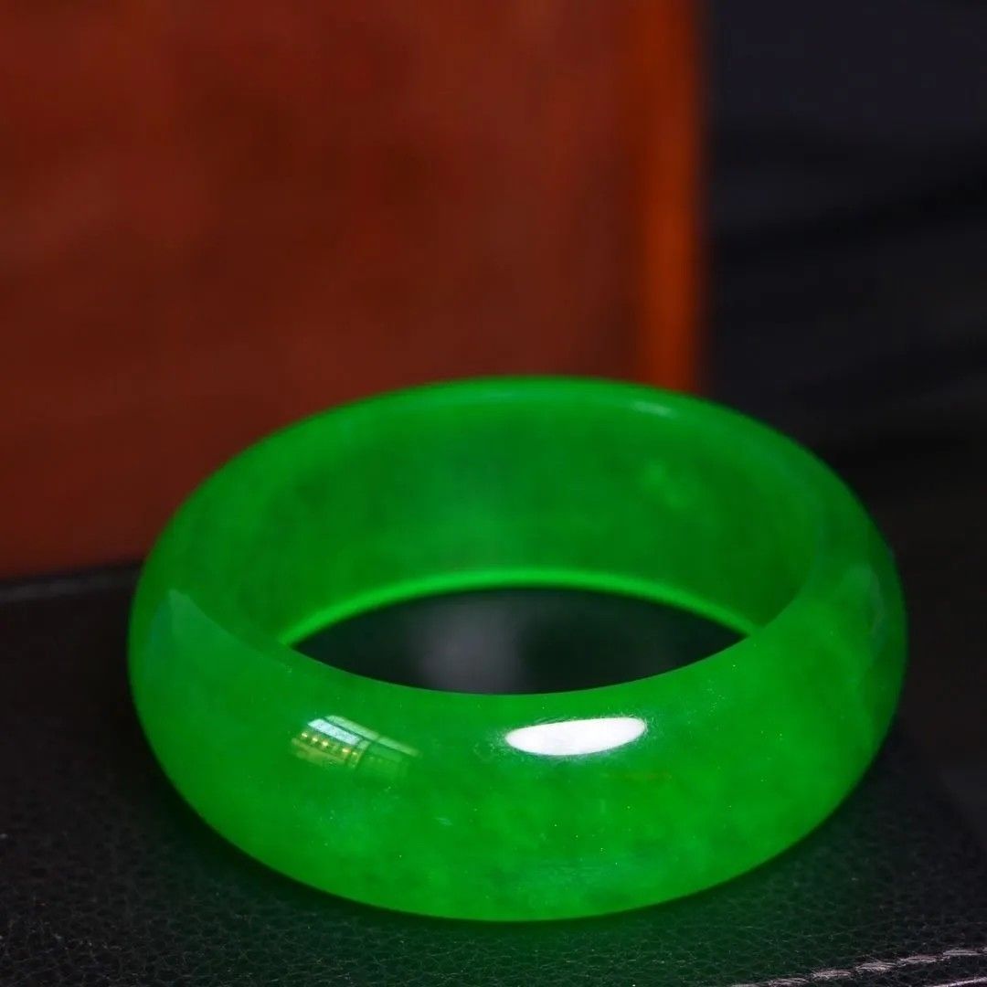 Genuine ice jadeite full green grandmother green wide strip jade bracelet women's jade widened bracelet jade bracelet for elders - AuraKin