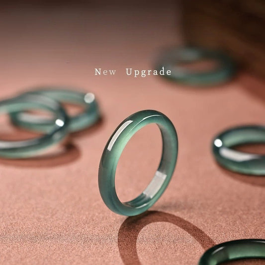 Natural blue water jadeite ring, women's ice seed vegetarian ring, ring, men's jade plain tail ring, small finger, high ice and high transparency.
