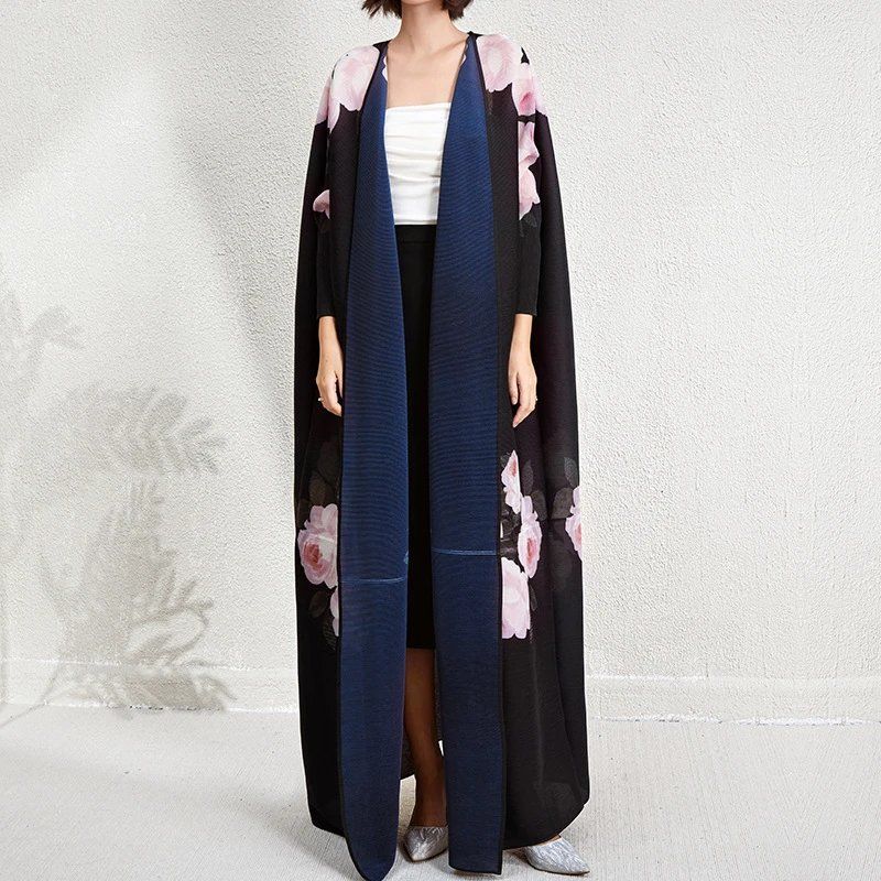 Middle East Dubai Print Women's Pleated Cardigan Robe Dress Pakistan Indonesia Loose Cloak - AuraKin