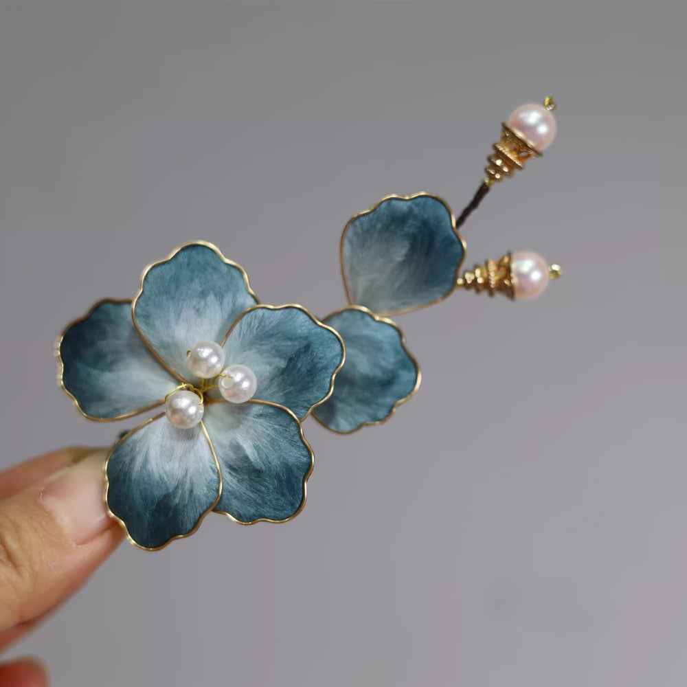 AuraKin $28 Edelweiss Silk Hairpin Clip Gift - AuraKin Gift