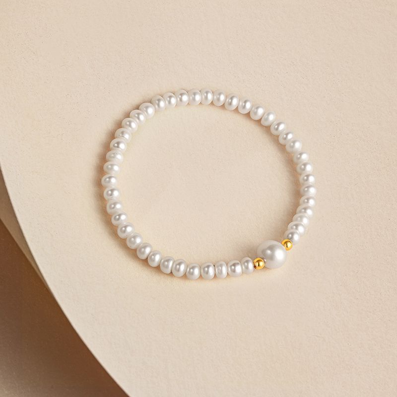 AURAKIN 18K Gold Freshwater Pearl Bracelet Women's Elegant and Delicate Bracelet Elastic Rope Birthday Gift Box - AuraKin