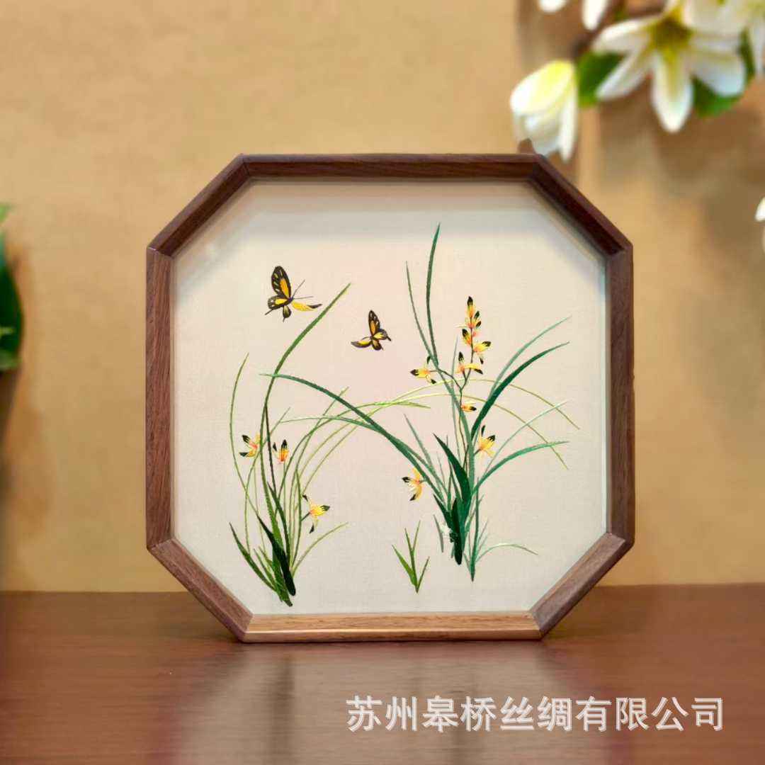 Suzhou embroidery table double-sided embroidery pure handmade ornament table screen classical specialty gifts for foreigners Shu embroidery souvenir
