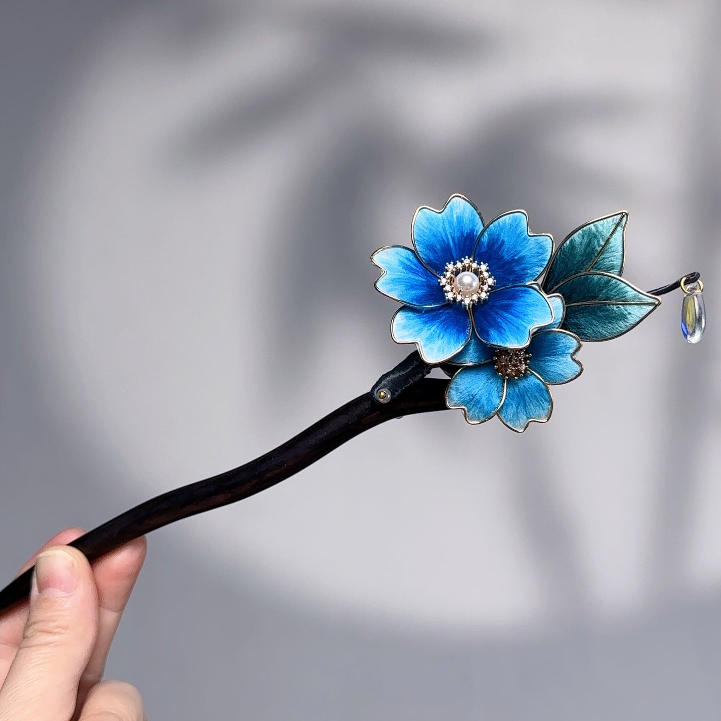 Intangible Cultural Heritage Handmade Silk Edelweiss Hairpin Female High-end Hairpin Hanfu Cheongsam Bride Disc Hairpin for Gifts - AuraKin