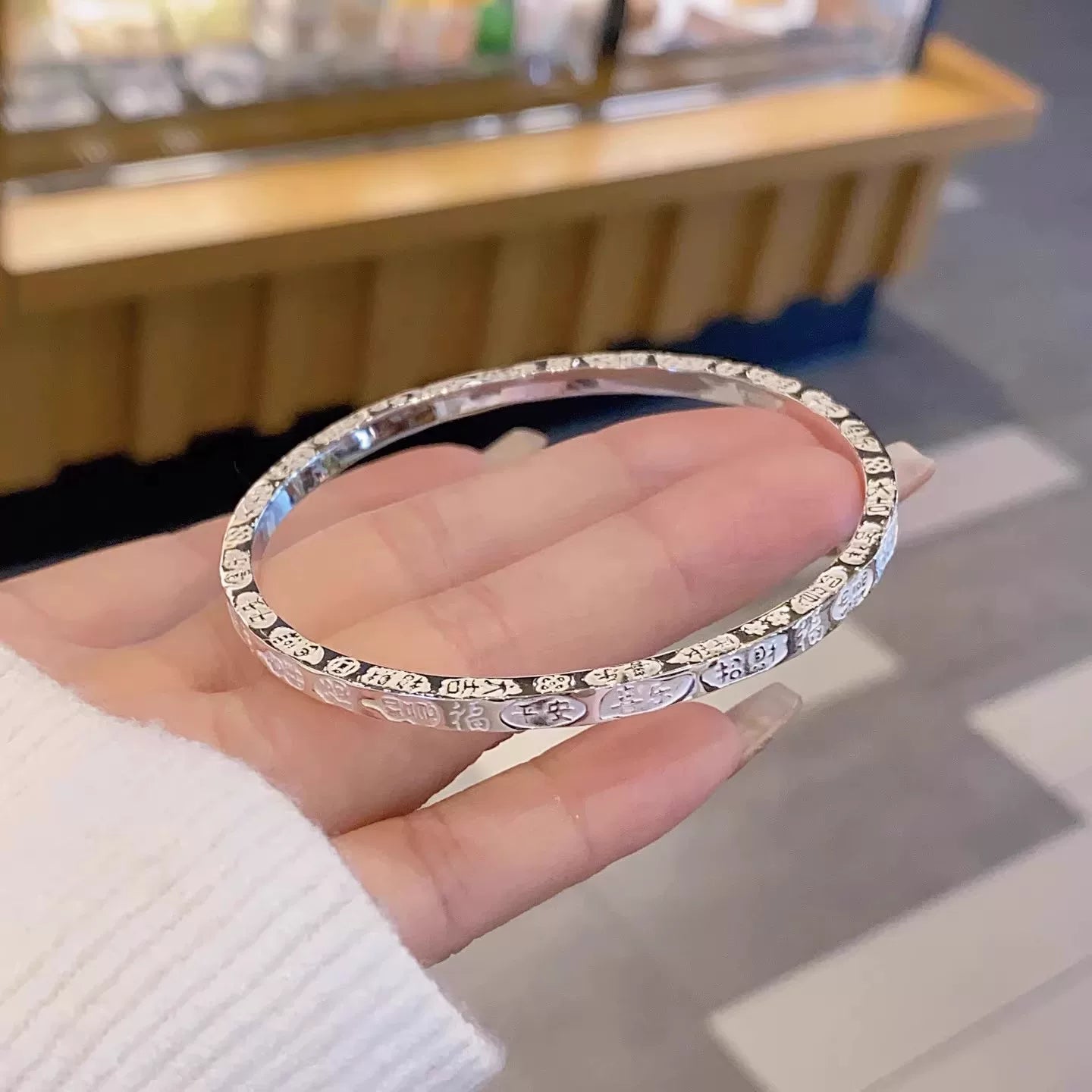 AuraKin Sifang Jiyan Silver Bracelet