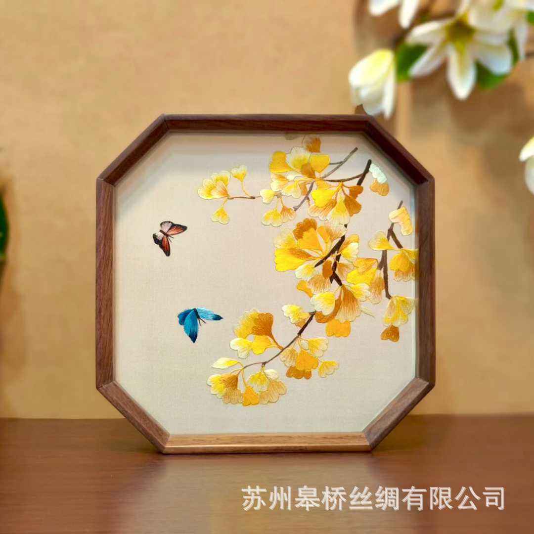 Suzhou embroidery table double-sided embroidery pure handmade ornament table screen classical specialty gifts for foreigners Shu embroidery souvenir