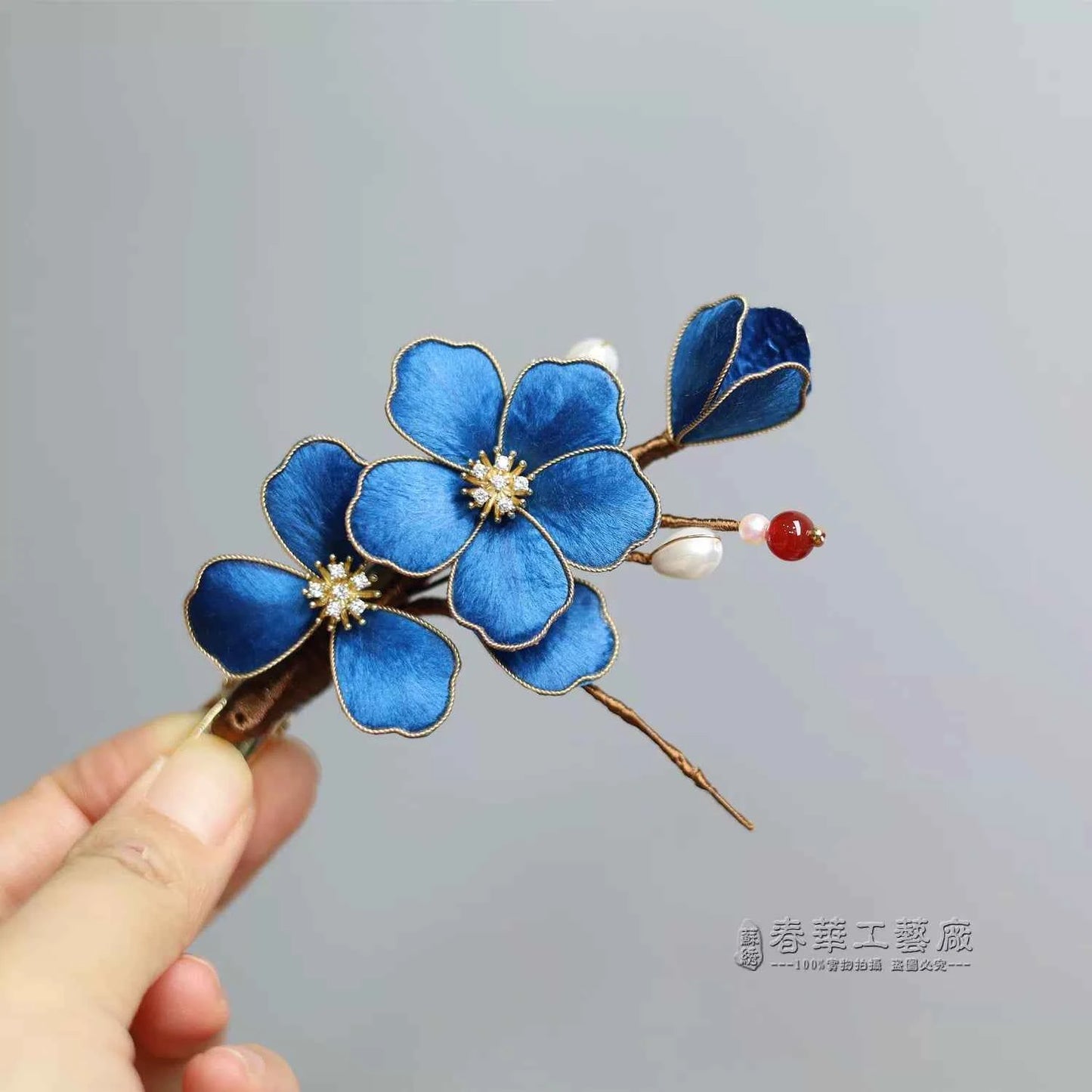 Intangible Cultural Heritage Handmade Edelweiss Hairpin Silk Thread New Chinese Collar Clip National Style Hanfu Accessories Going Abroad Gift