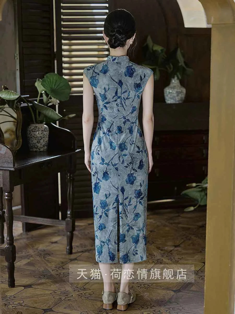 Blue cheongsam women's new Chinese-style improved dress summer large size elastic slim daily 2026 new model is very good-looking