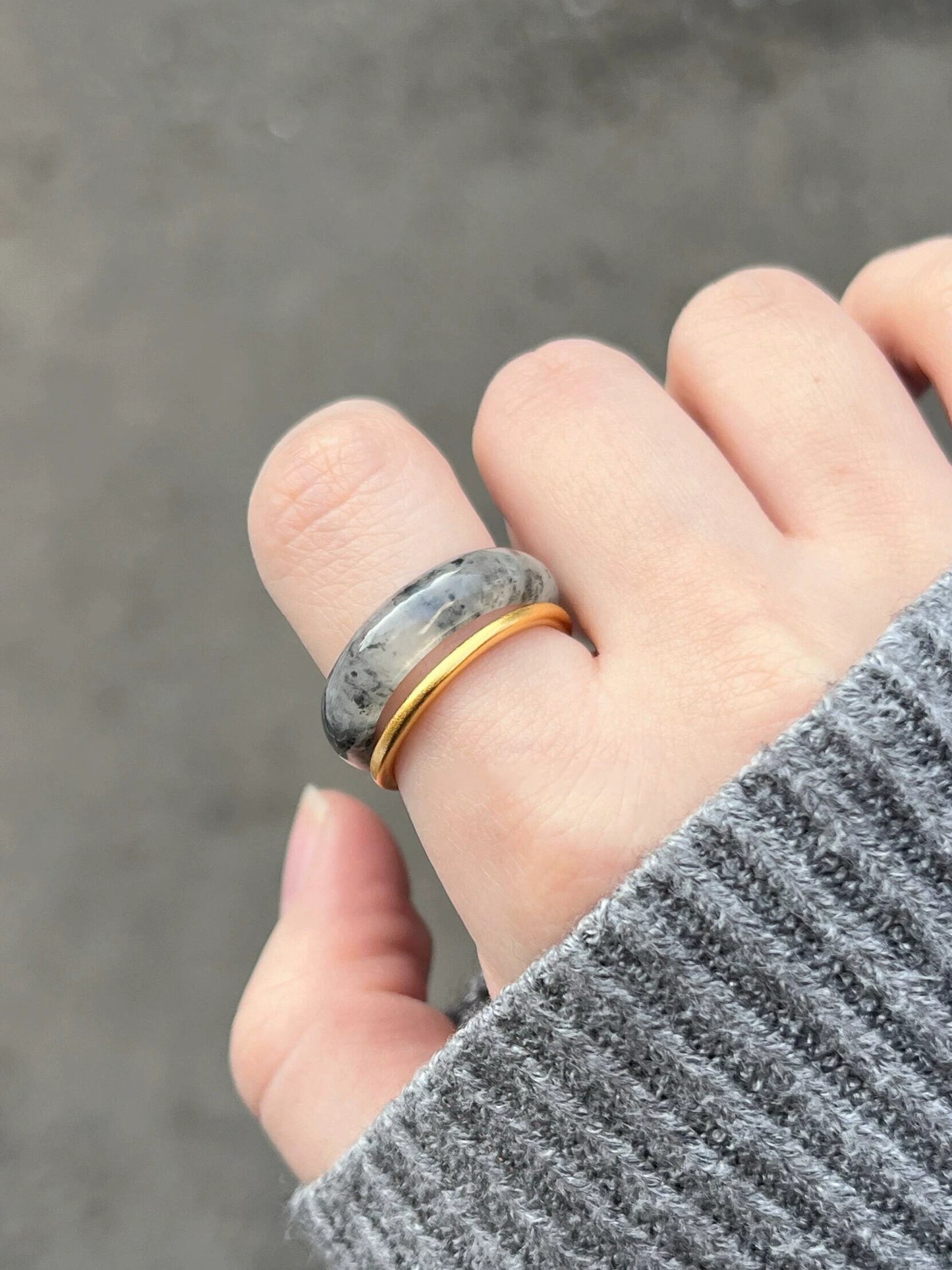 Jade ring, natural ice glutinous seed floating flower jadeite ring, women's noble ring, fashion temperament, versatile ring