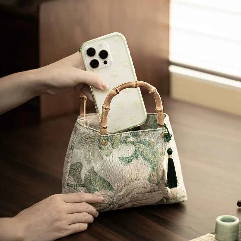 Guofeng New Chinese Bamboo Handbag with Cheongsam Mini Handbag Women's 2026 New Thin and Qiao Women's Bag Wrist Bag