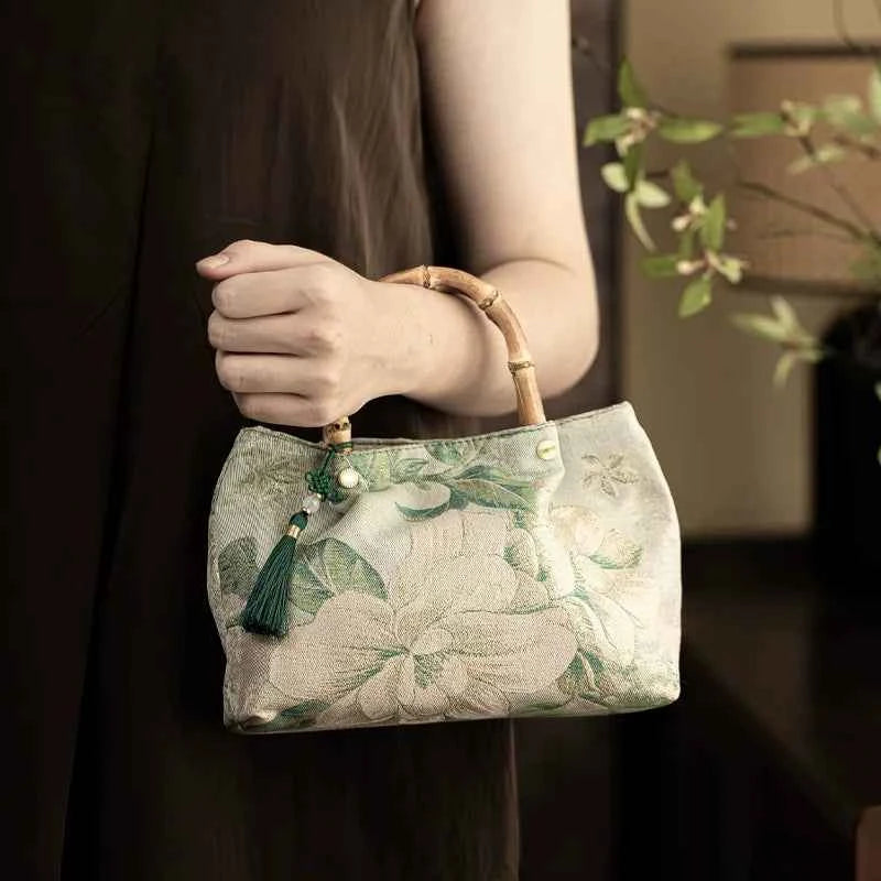 Guofeng New Chinese Bamboo Handbag with Cheongsam Mini Handbag Women's 2026 New Thin and Qiao Women's Bag Wrist Bag