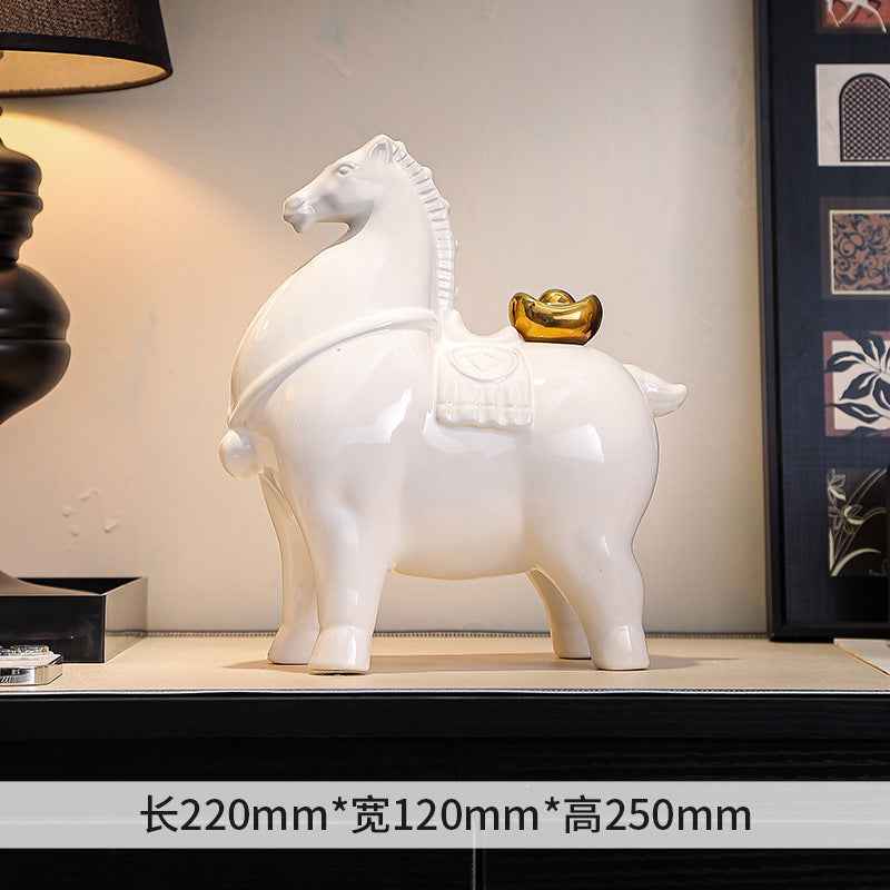 There is money now, ornaments, ceramics attract wealth, boss's office, living room desktop, high-end home decoration, opening gift
