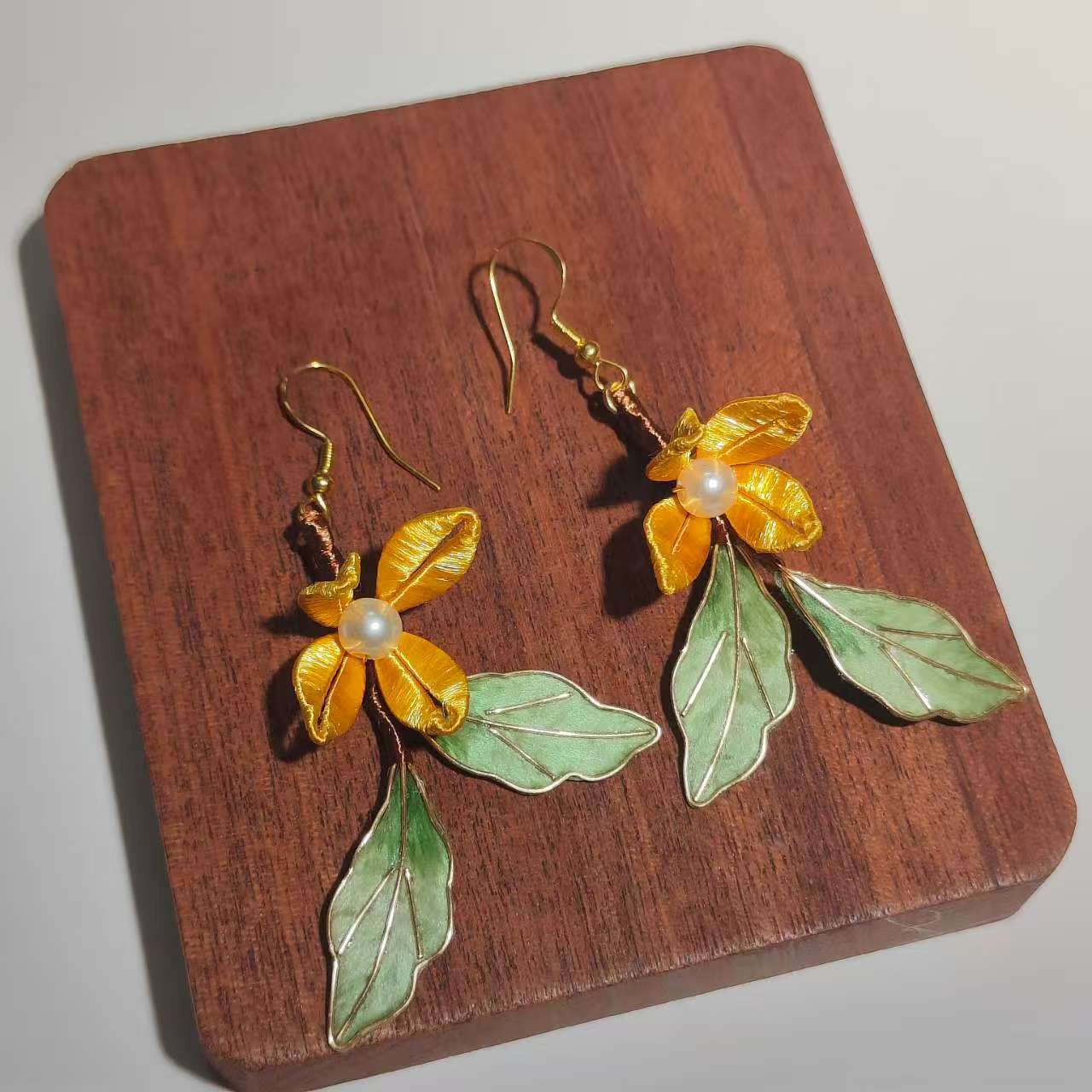 AuraKin Vintage Osmanthus Earrings