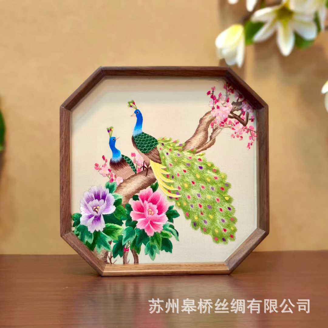 Suzhou embroidery table double-sided embroidery pure handmade ornament table screen classical specialty gifts for foreigners Shu embroidery souvenir