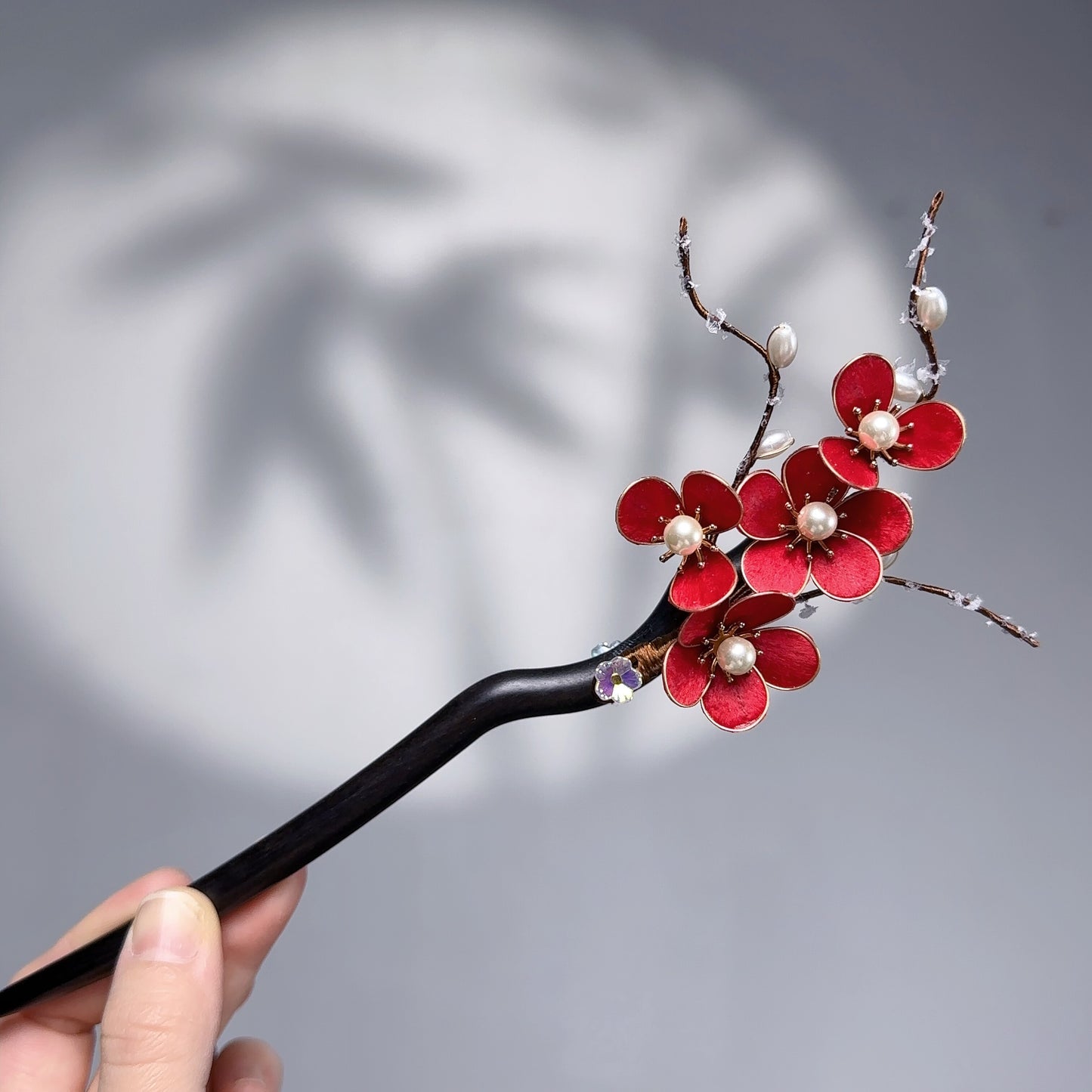 Intangible Cultural Heritage Handmade Silk Edelweiss Hairpin Female High-end Hairpin Hanfu Cheongsam Bride Disc Hairpin for Gifts - AuraKin