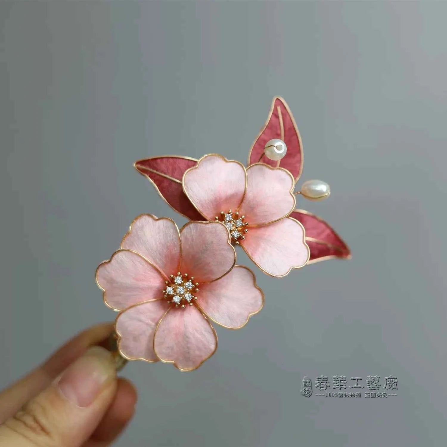 Intangible Cultural Heritage Handmade Edelweiss Hairpin Silk Thread New Chinese Collar Clip National Style Hanfu Accessories Going Abroad Gift