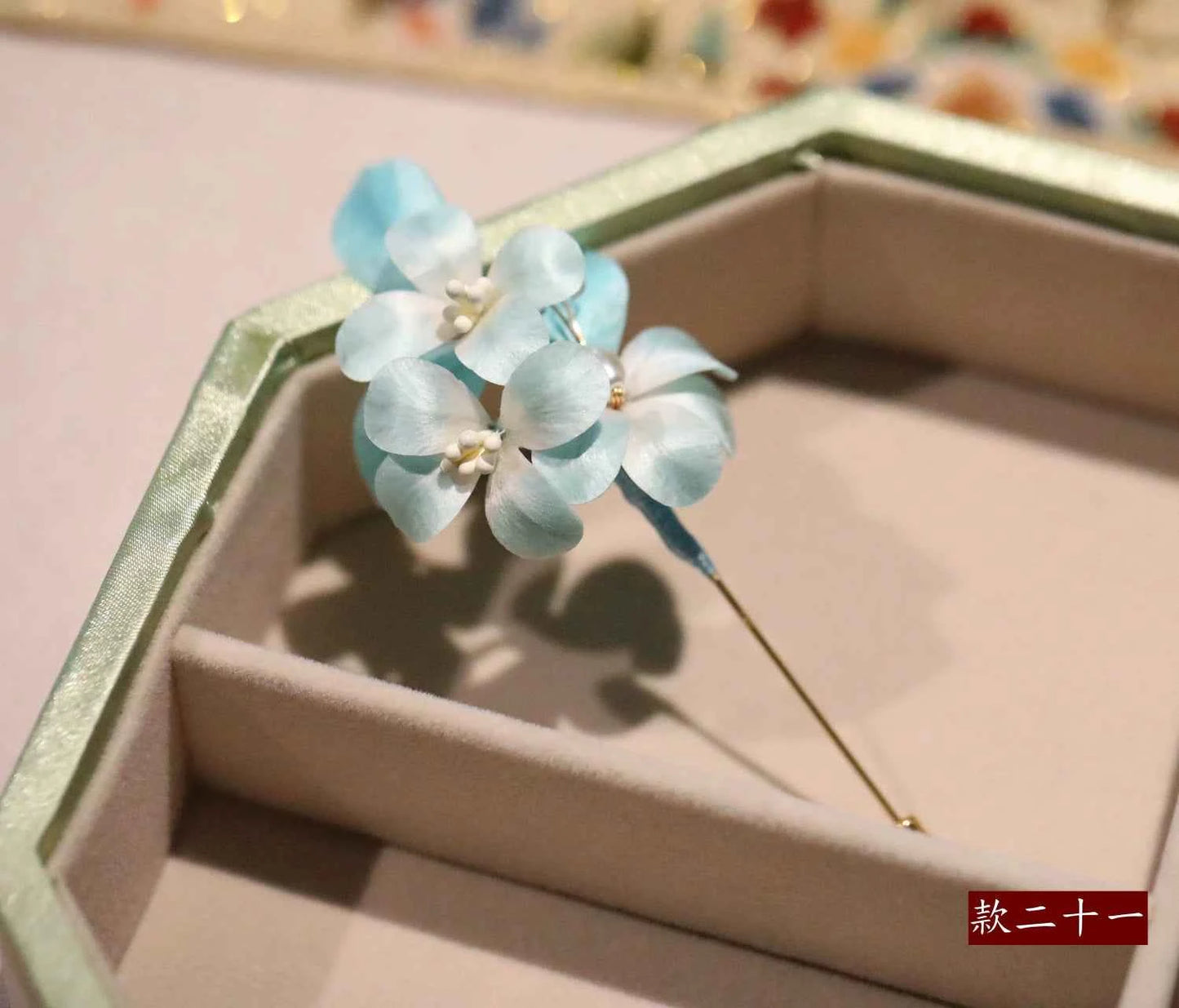 Suzhou Intangible Cultural Heritage Handmade Edelweiss Brooch Silk Thread Send Mothers, Teachers' Day Gifts Hanfu Cheongsam Accessories