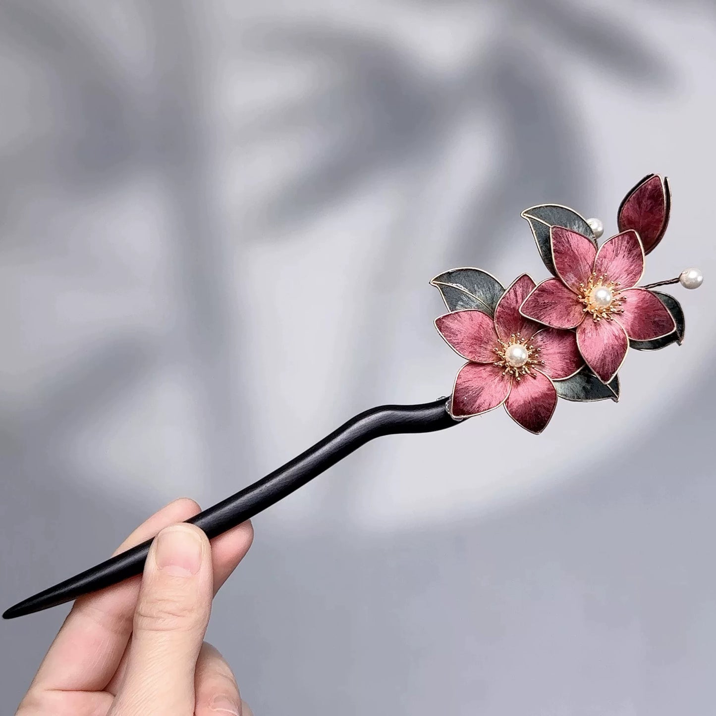 Intangible Cultural Heritage Handmade Silk Edelweiss Hairpin Female High-end Hairpin Hanfu Cheongsam Bride Disc Hairpin for Gifts - AuraKin