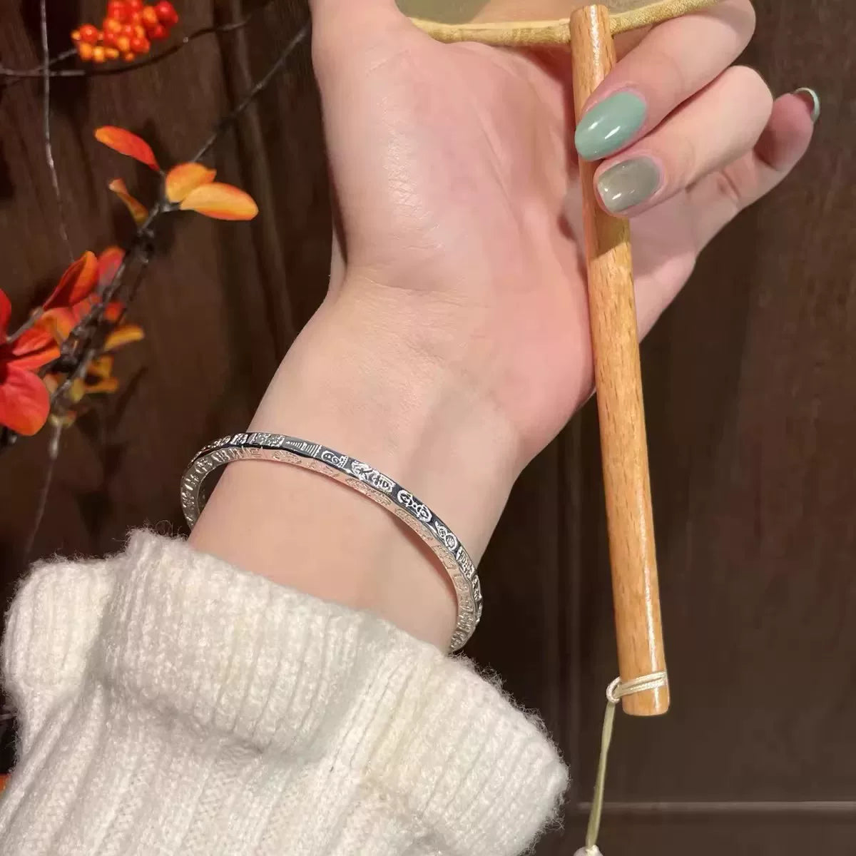 AuraKin Sifang Jiyan Silver Bracelet