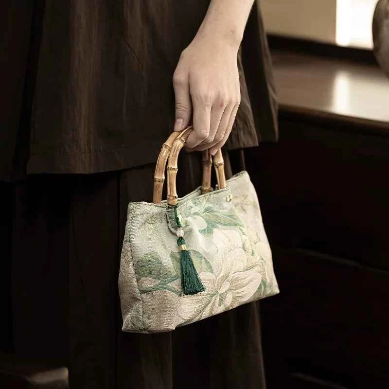 Guofeng New Chinese Bamboo Handbag with Cheongsam Mini Handbag Women's 2026 New Thin and Qiao Women's Bag Wrist Bag