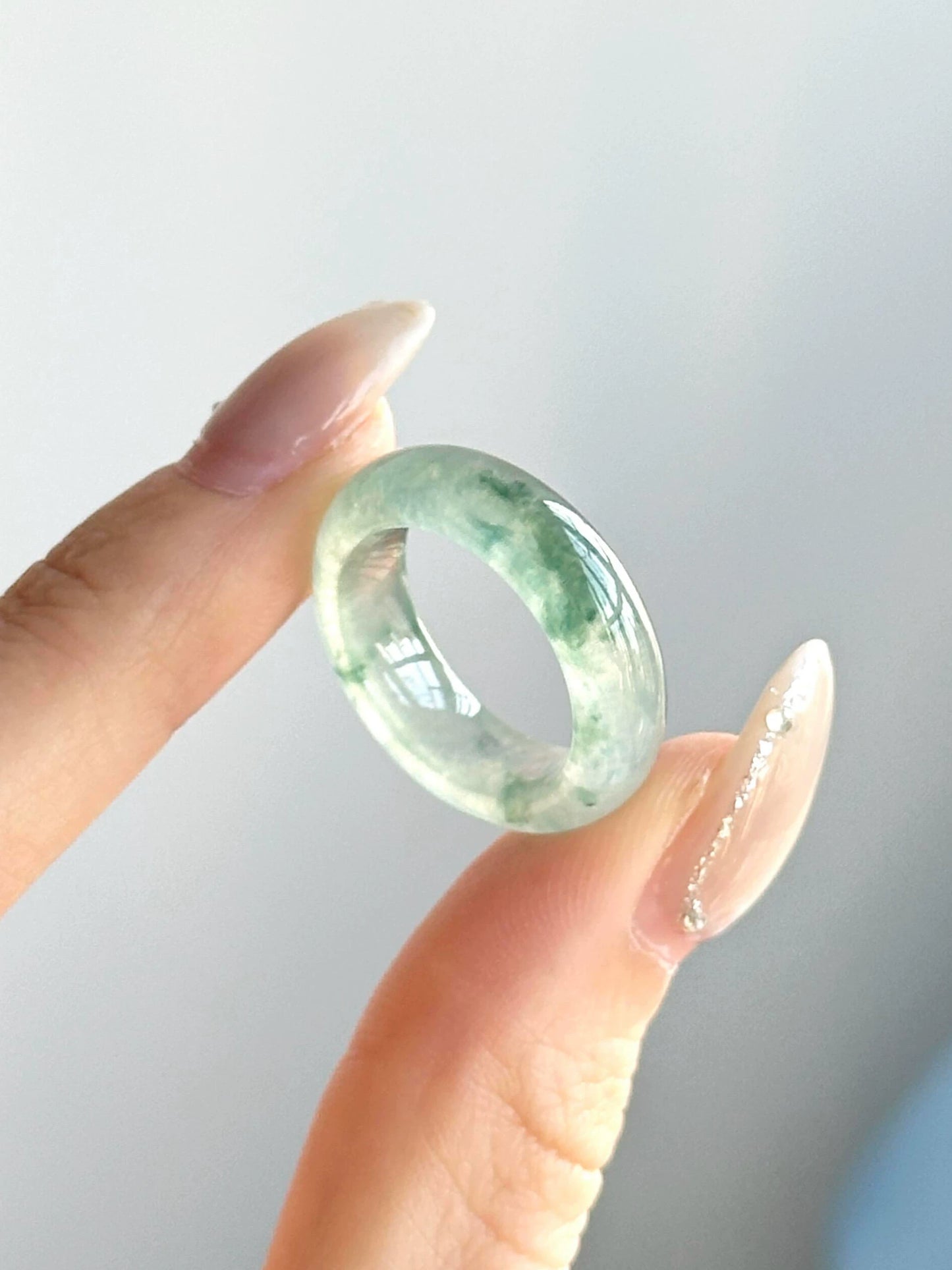 Jade ring, natural ice glutinous seed floating flower jadeite ring, women's noble ring, fashion temperament, versatile ring