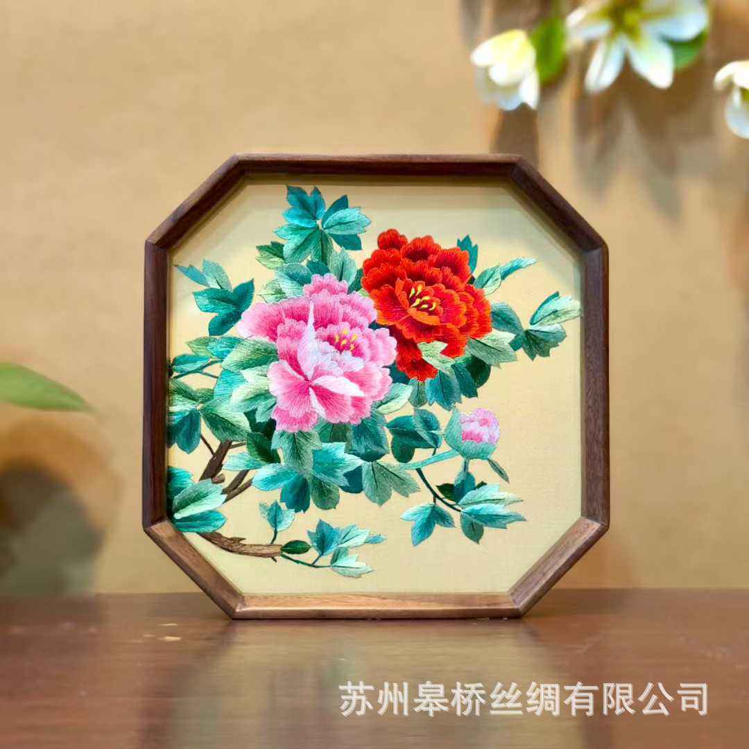 Suzhou embroidery table double-sided embroidery pure handmade ornament table screen classical specialty gifts for foreigners Shu embroidery souvenir