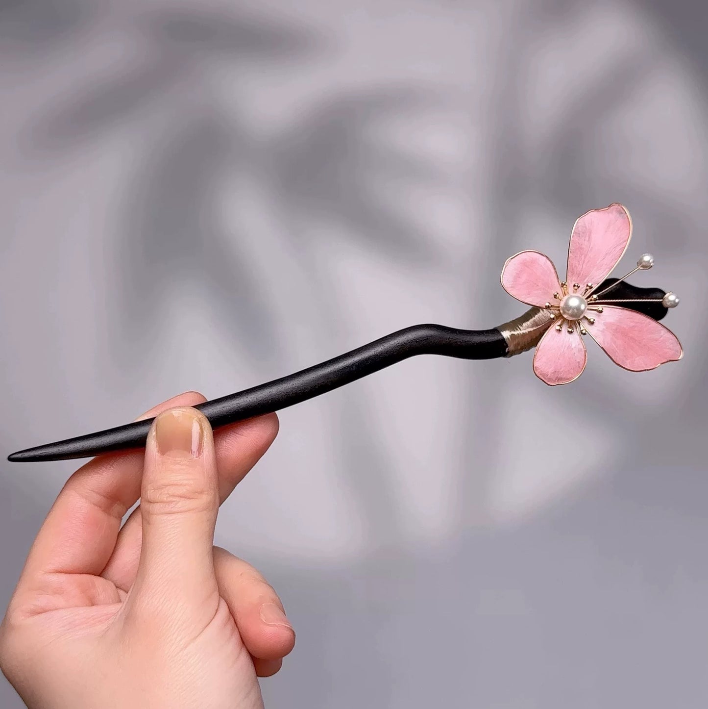 Intangible Cultural Heritage Handmade Silk Edelweiss Hairpin Female High-end Hairpin Hanfu Cheongsam Bride Disc Hairpin for Gifts - AuraKin