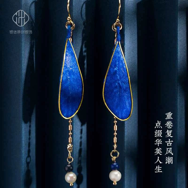 Original intangible cultural heritage velvet petals s925 Tremella hook ancient Hanfu cheongsam new Chinese earrings temperament light luxury