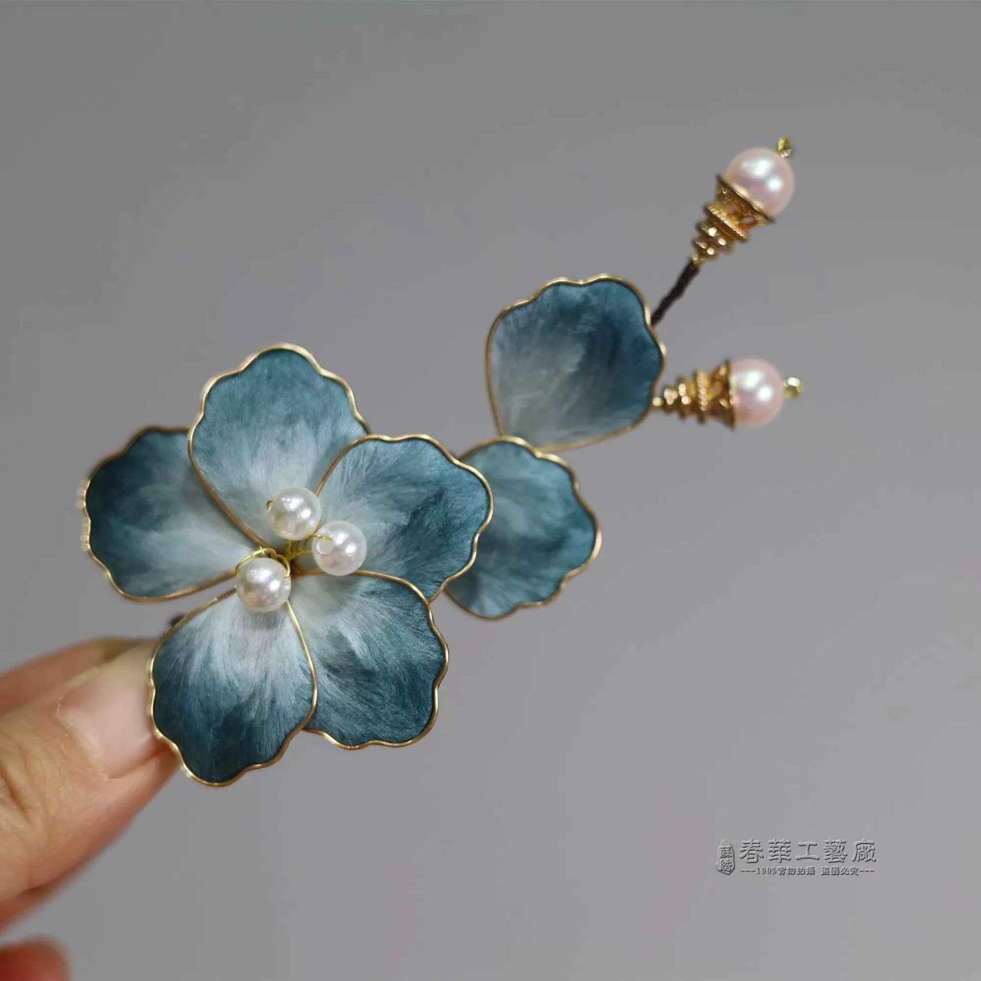 Intangible Cultural Heritage Handmade Edelweiss Hairpin Silk Thread New Chinese Collar Clip National Style Hanfu Accessories Going Abroad Gift