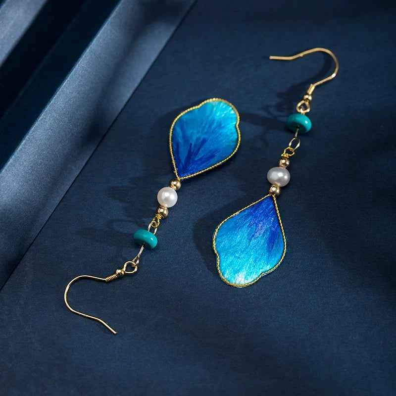 Original intangible cultural heritage velvet petals s925 Tremella hook ancient Hanfu cheongsam new Chinese earrings temperament light luxury