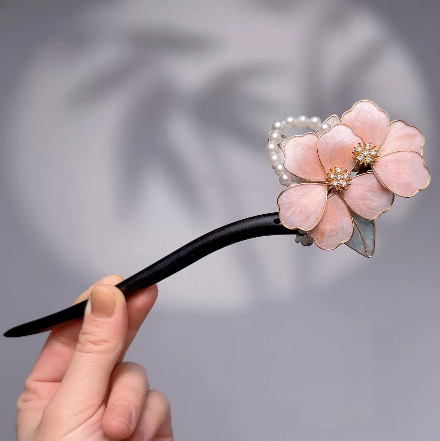 Intangible Cultural Heritage Handmade Silk Edelweiss Hairpin Female High-end Hairpin Hanfu Cheongsam Bride Disc Hairpin for Gifts - AuraKin