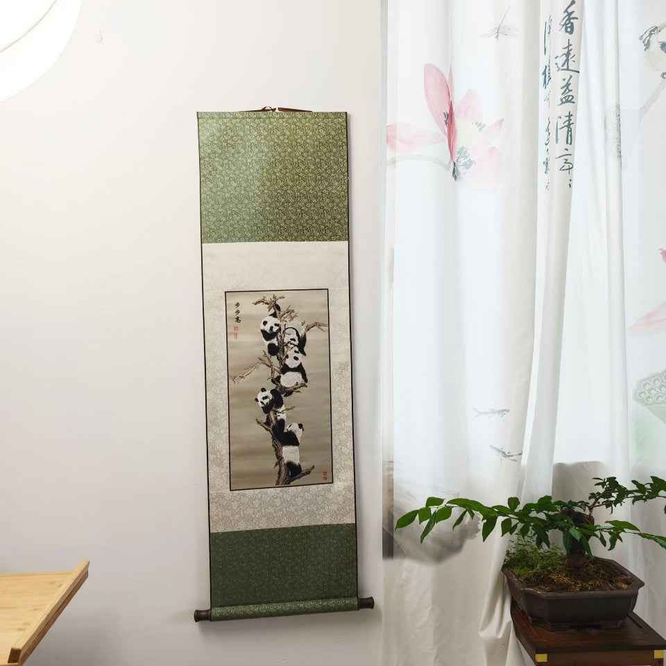 Shu Brocade Shu Embroidery Intangible Cultural Heritage Panda Souvenir Scroll Chinese Style Special Gifts for Friends and Relatives from All Over the World