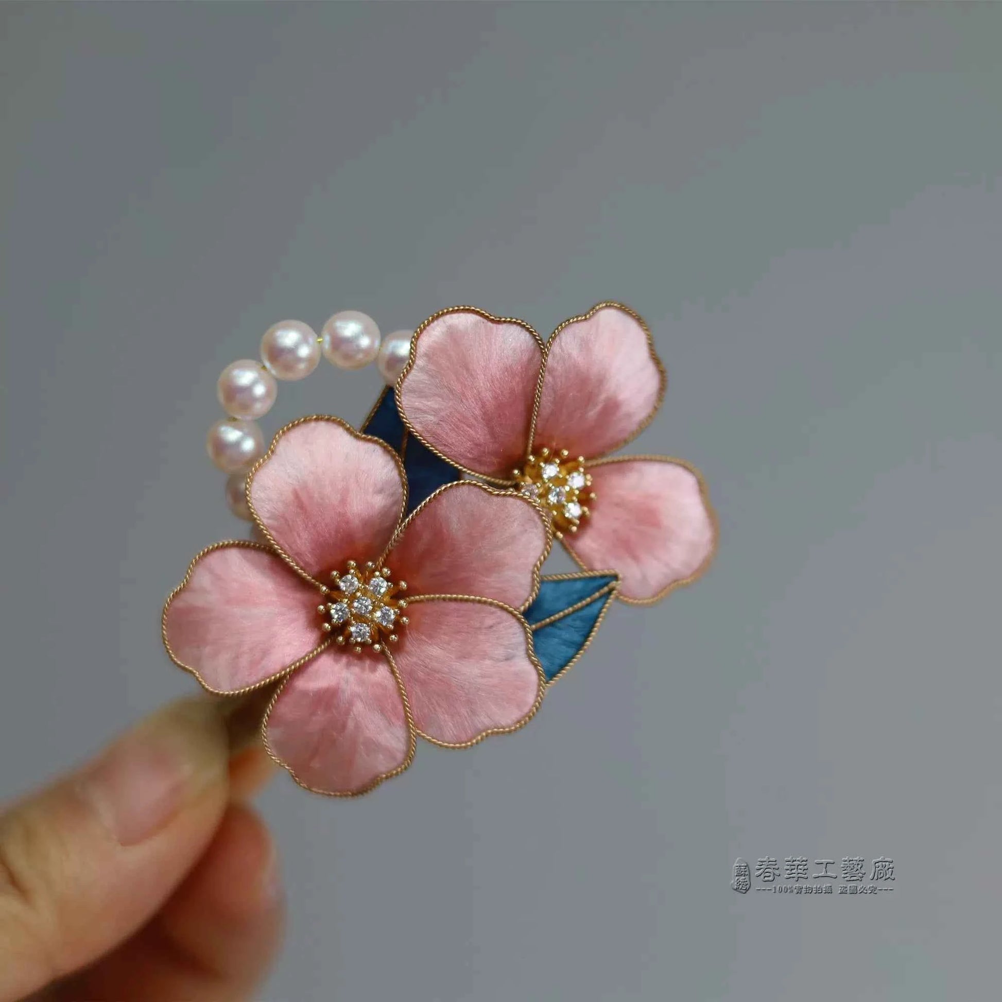 Intangible Cultural Heritage Handmade Edelweiss Hairpin Silk Thread New Chinese Collar Clip National Style Hanfu Accessories Going Abroad Gift