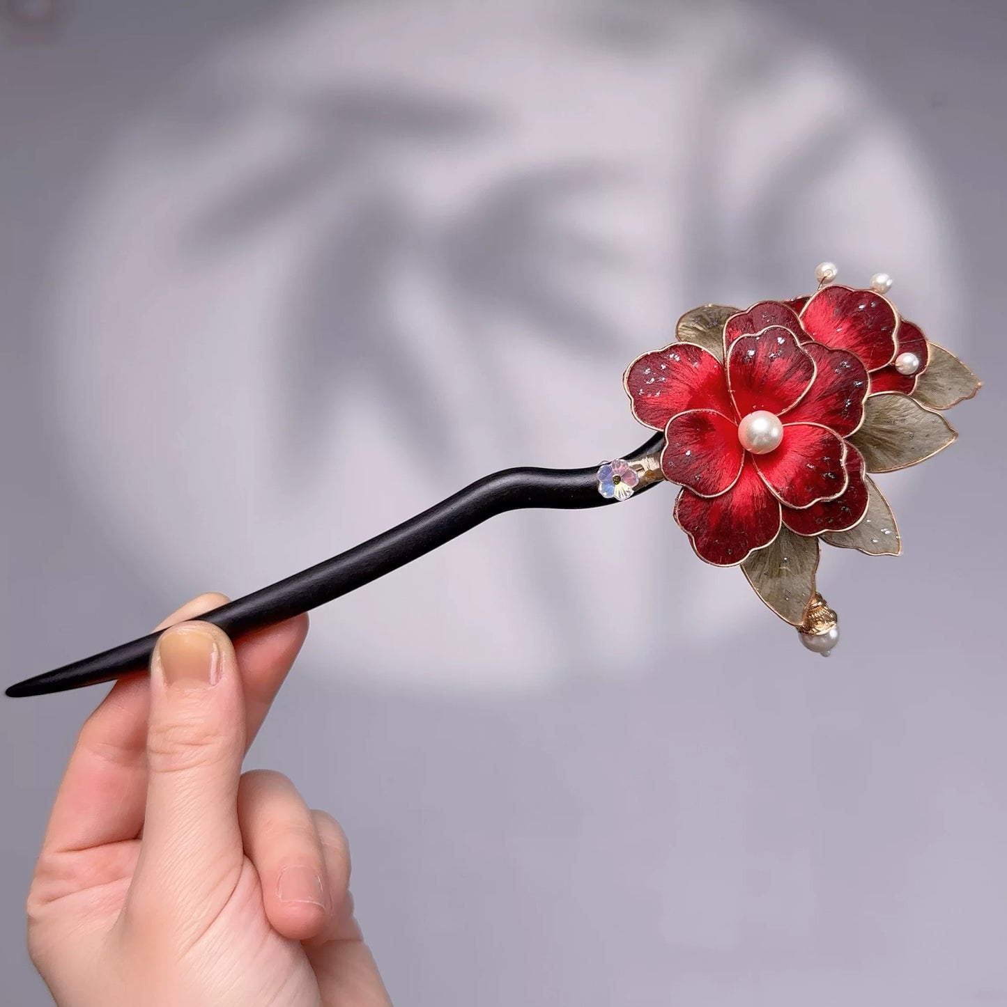 Intangible Cultural Heritage Handmade Silk Edelweiss Hairpin Female High-end Hairpin Hanfu Cheongsam Bride Disc Hairpin for Gifts - AuraKin