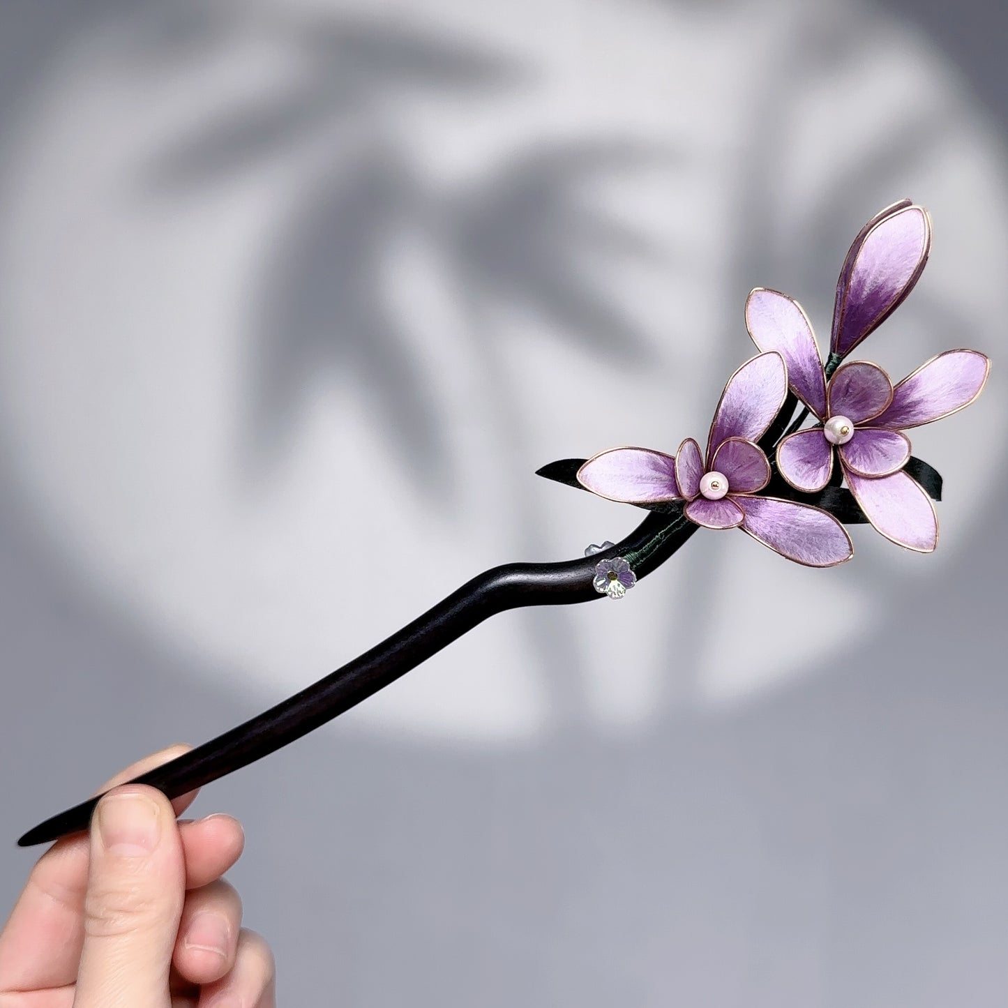 Intangible Cultural Heritage Handmade Silk Edelweiss Hairpin Female High-end Hairpin Hanfu Cheongsam Bride Disc Hairpin for Gifts - AuraKin
