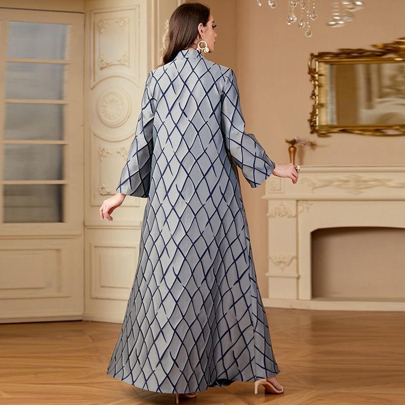 Middle East Turkey V-neck temperament dress Long dress Jacquard loose ethnic women's high-end Dubai vacation robe - AuraKin