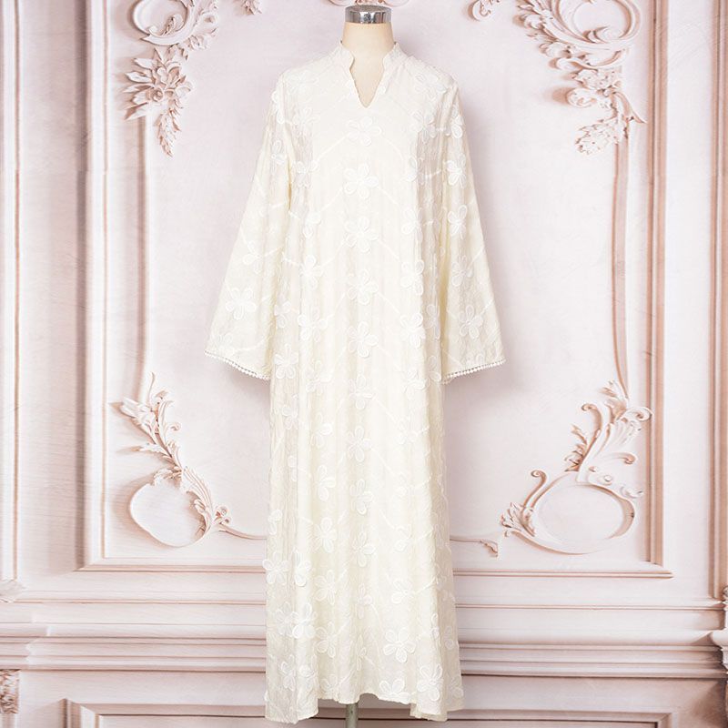 New Arab Dubai Fashion White Robe V-Neck High-end Embroidered Embroidered Long Sleeve Dress Egypt Middle East Robe - AuraKin