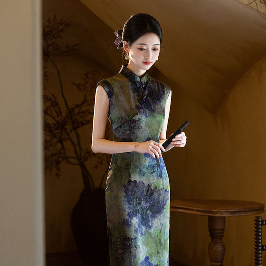 2025 new summer long improved young women's new Chinese cheongsam slim daily sleeveless slim version temperament