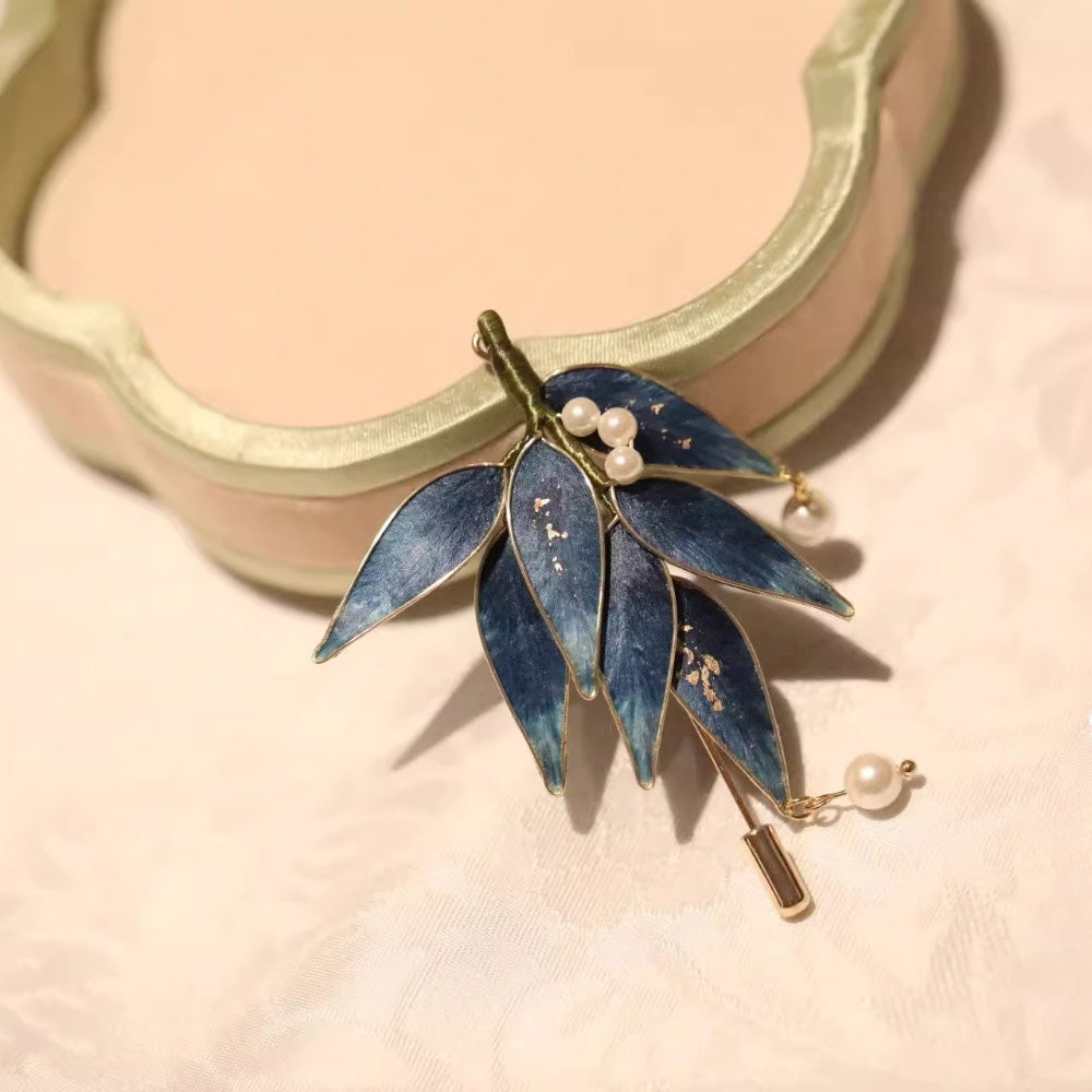 Suzhou Intangible Cultural Heritage Handmade Edelweiss Brooch Silk Thread Send Mothers, Teachers' Day Gifts Hanfu Cheongsam Accessories - AuraKin