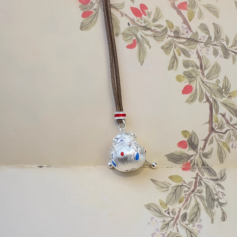 AuraKin Silver Enamel Necklace Lucky Full