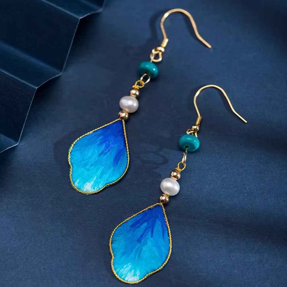 Original intangible cultural heritage velvet petals s925 Tremella hook ancient Hanfu cheongsam new Chinese earrings temperament light luxury