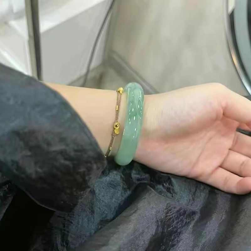 Aurakin Natural Jade 5A Grade Bracelet Summer Fresh Emerald Green Hot Sale Bracelet Real Jade Bracelet - AuraKin