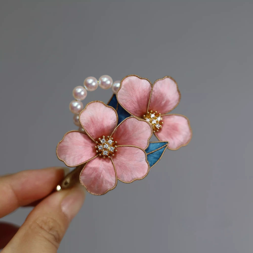 Intangible Cultural Heritage Handmade Edelweiss Hairpin Silk Thread New Chinese Collar Clip National Style Hanfu Accessories Going Abroad Gift - AuraKin