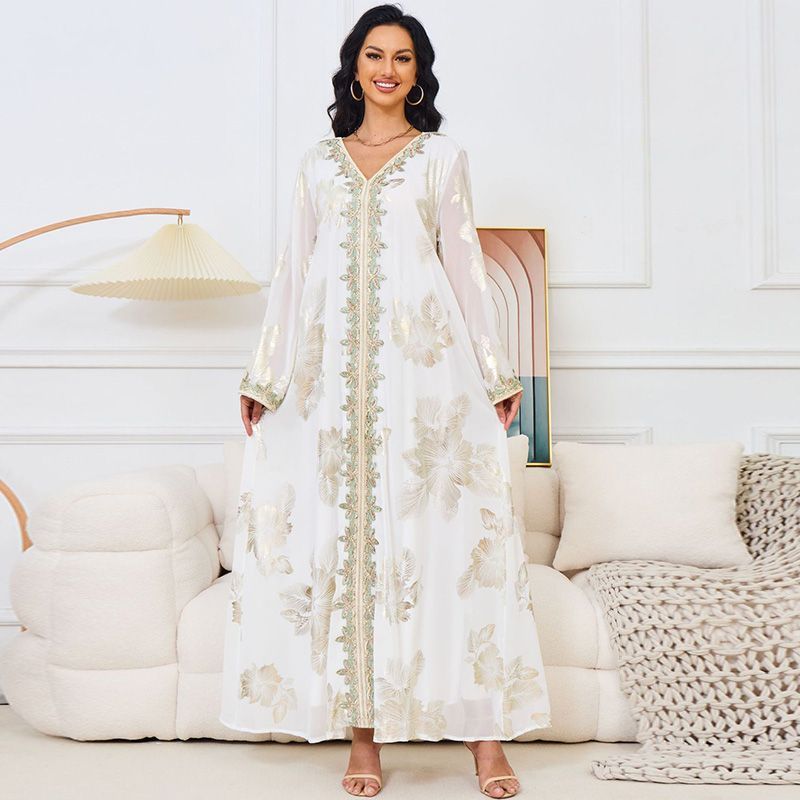Middle East Morocco Women's Robe V-Neck Elegant Long Sleeve Dress Dubai White Robe Bronzing Slim Fit Malay Dress - AuraKin